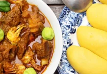 Le foutou sauce graine, un repas nommé Côte d’Ivoire