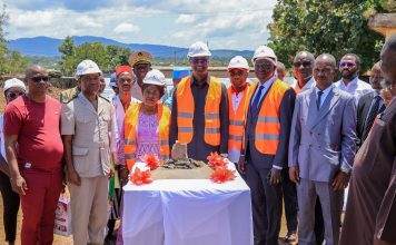 Santé : Moussa Sanogo pose la première pierre du centre de transfusion sanguine de Touba
