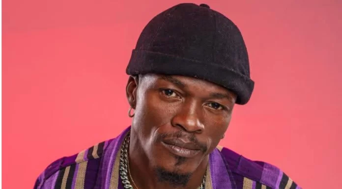 Affaire ‘’détention d’arme’’ : Debordo Leekunfa auditionné par la PLCC après une plainte de Dj Kerozen