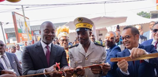 La Société Ivoirienne de Banque inaugure une agence 100 % solaire à Bingerville