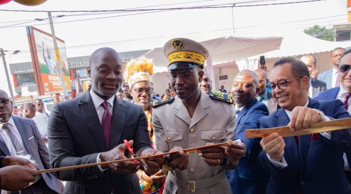 La Société Ivoirienne de Banque inaugure une agence 100 % solaire à Bingerville
