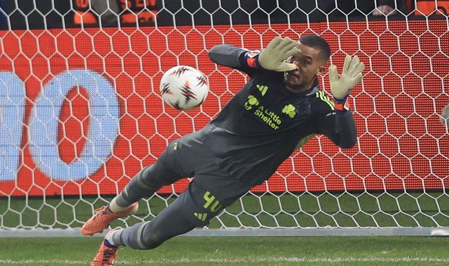 Ligue Europa : Lafont héroïque, le Pana se qualifie pour les 8es