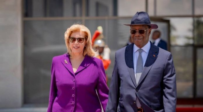 Côte d’Ivoire : Le Président Ouattara quitte Abidjan pour un séjour officiel en France