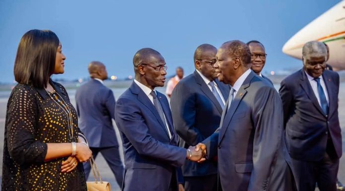 Côte d’Ivoire : Alassane Ouattara de retour à Abidjan après un séjour en France
