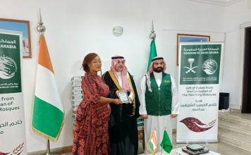 Solidarité : l’Arabie saoudite fait don de 50 tonnes de dattes à la Côte d’Ivoire
