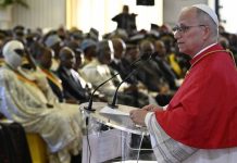 En visite au Cameroun, le pape Léon XIV appelle à la paix et à la lutte contre la corruption