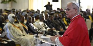 En visite au Cameroun, le pape Léon XIV appelle à la paix et à la lutte contre la corruption