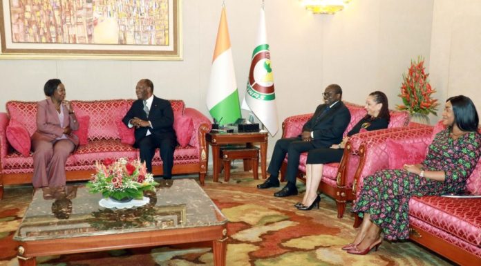 Coopération Côte d’Ivoire–OIF : le Président Alassane Ouattara échange avec Louise Mushikiwabo à Abidjan