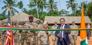 Les autorités ivoiriennes inaugurent un centre d’entraînement moderne pour les forces spéciales avec le soutien des États-Unis