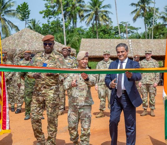 Les autorités ivoiriennes inaugurent un centre d’entraînement moderne pour les forces spéciales avec le soutien des États-Unis