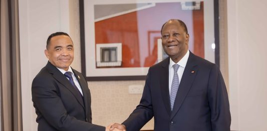 Le président ivoirien Alassane Ouattara multiplie les rencontres stratégiques à Nairobi