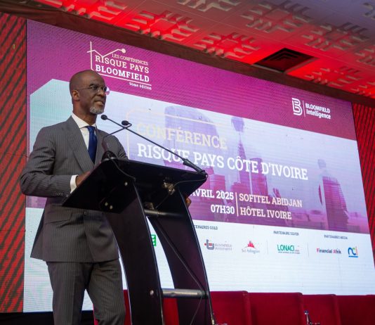 ÉCONOMIE & FINANCE : LA COTE D’IVOIRE FRANCHIT UN CAP HISTORIQUE FACE AU RISQUE DE SURENDETTEMENT