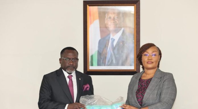 Déguerpissements à Abidjan : L’UNICEF offre des équipements d’une valeur de 44 millions FCFA aux familles sinistrées